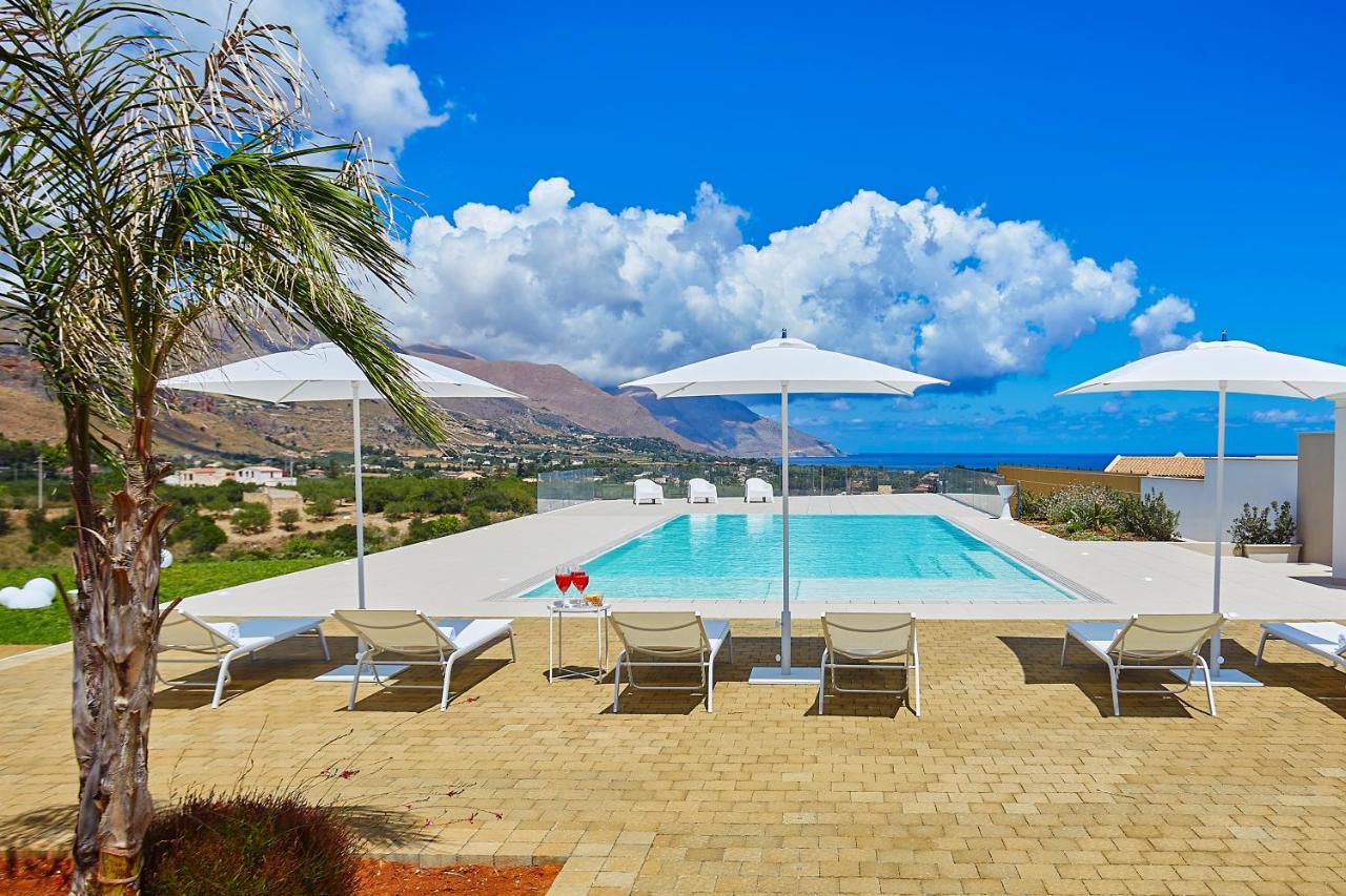 קאסטלמארה דל גולפו Villa Etesiae מראה חיצוני תמונה