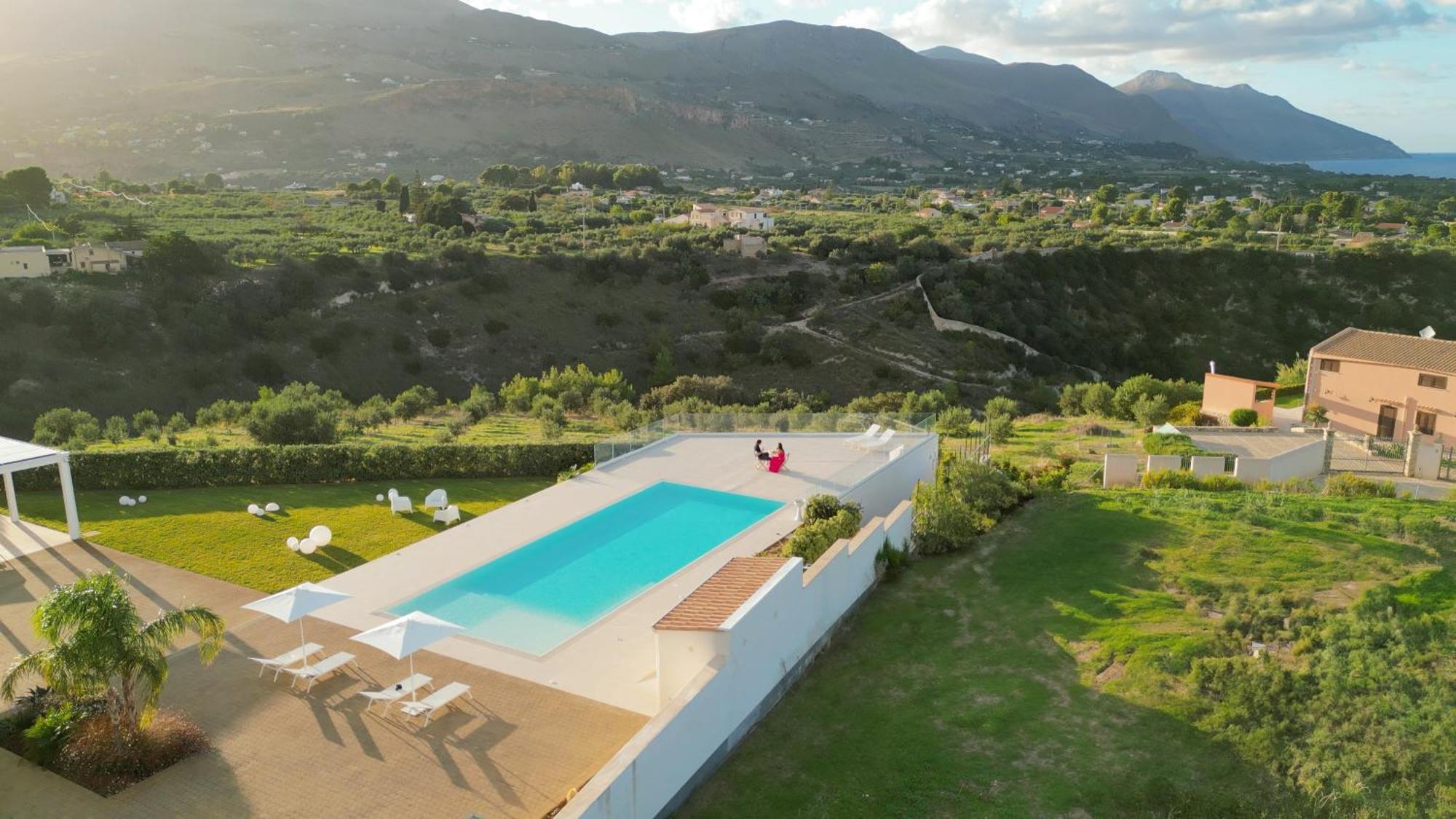 קאסטלמארה דל גולפו Villa Etesiae מראה חיצוני תמונה